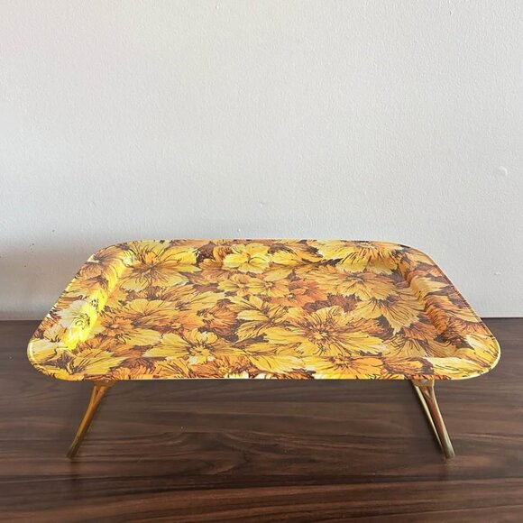 Vintage 1970s MCM Hippie Cottagecore Floral Metal TV Snack Tray with Folding Leg - Picture 1 of 10